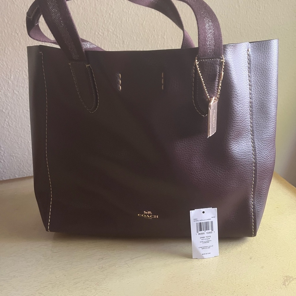 [Coach] Derby Tote Pebble Leather 58660 IME8I Oxblood/Metallic Cherry